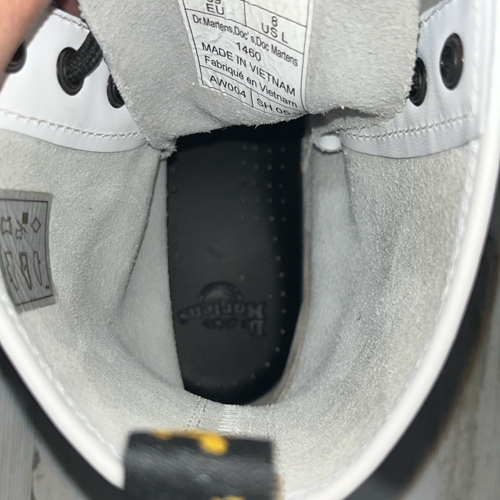 Dr. Martens White Combat Boots Size 8 - Picture 9 of 10